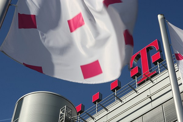 Deutsche Telekom: Glasfaserausbau für 171.000 Wohnungseinheiten.